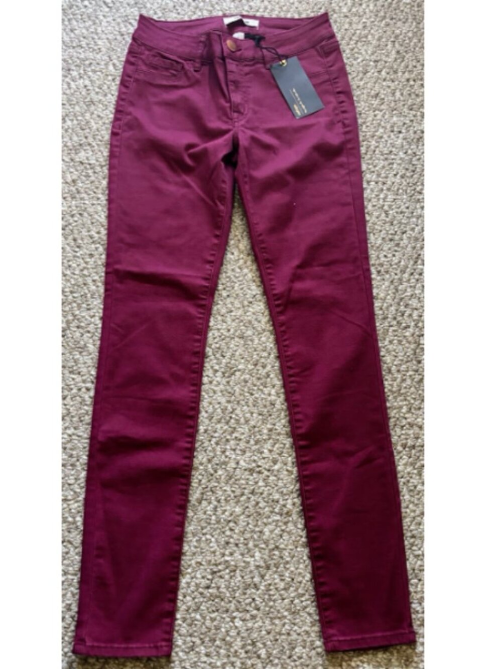 *NWT* Maroon Jeggings by Refuge